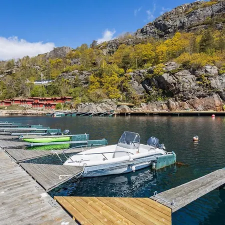 Holiday home Beautiful In Lindesnes With Kitchen